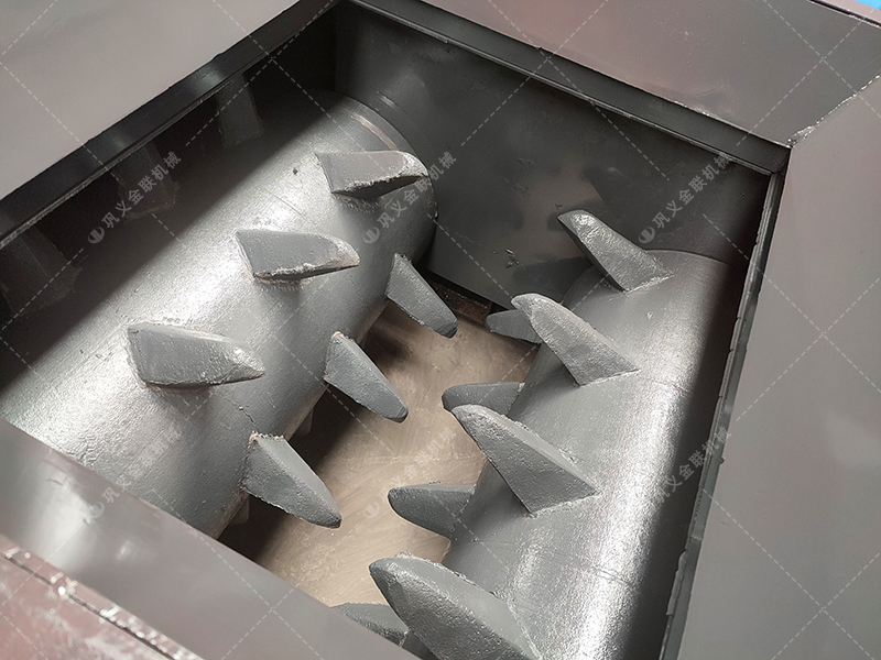 雙齒輥破碎機(jī)處理含雜原煤：專業(yè)優(yōu)勢究竟比傳統(tǒng)設(shè)備強(qiáng)在哪？